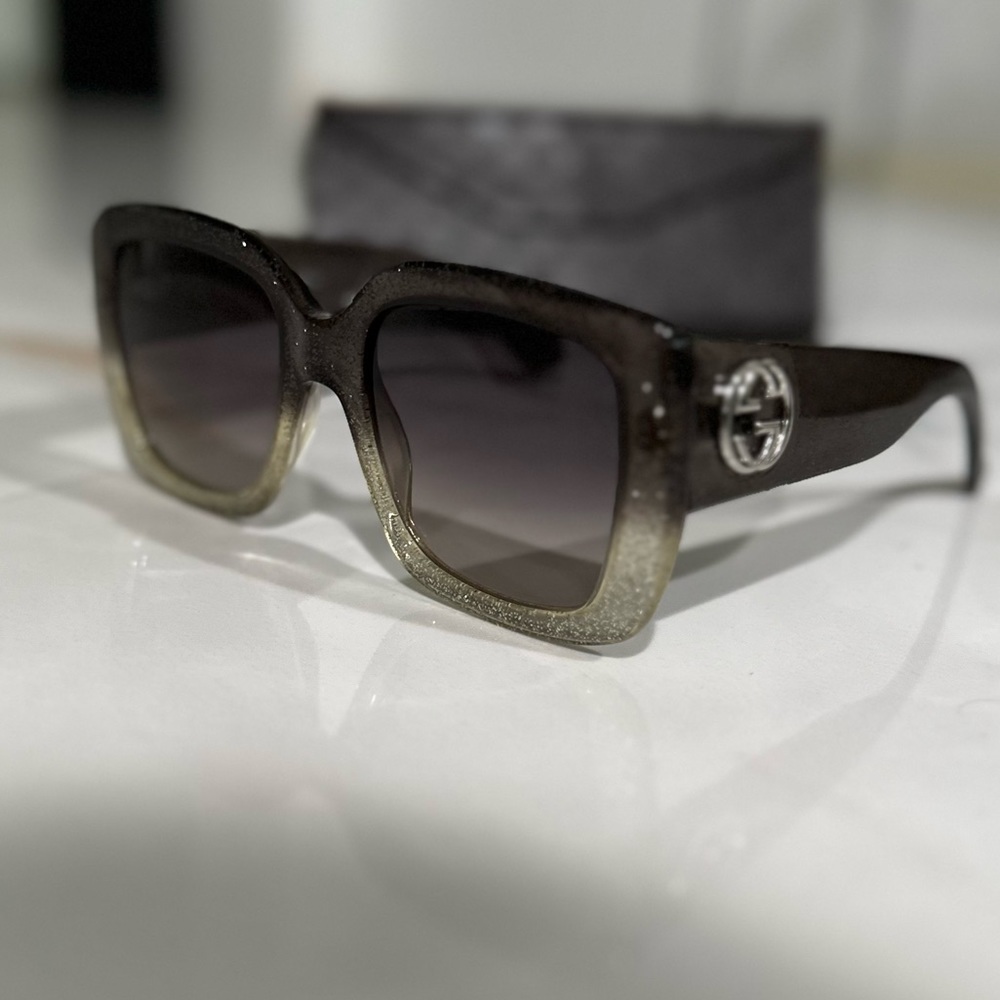 Gucci oversized gray/silver glitter ombré rectangular sunglasses